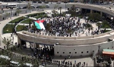 معتصمو «الأمانة» يتمسكون بجميع مطالبهم ويلوّحون