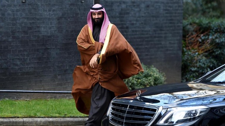 ولي العهد السعودي يبدأ زيارة لأمريكا