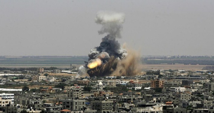 إسرائيل تعترف بقصفها مفاعلا نوويا في