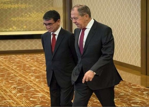 لافروف يعترف بالتدخل في «الاجواء» اليابانية