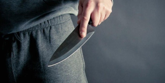 الأشغال المؤبدة لقاتل شقيقته طعنا في