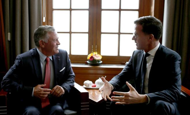 الملك: يجب علينا حماية القدس