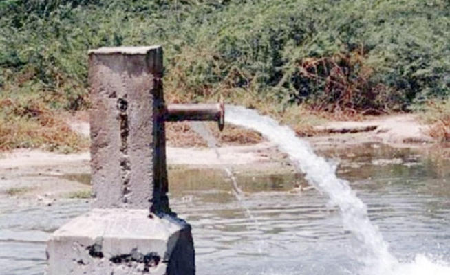 الصحة: وقف ضخ المياه من آبار