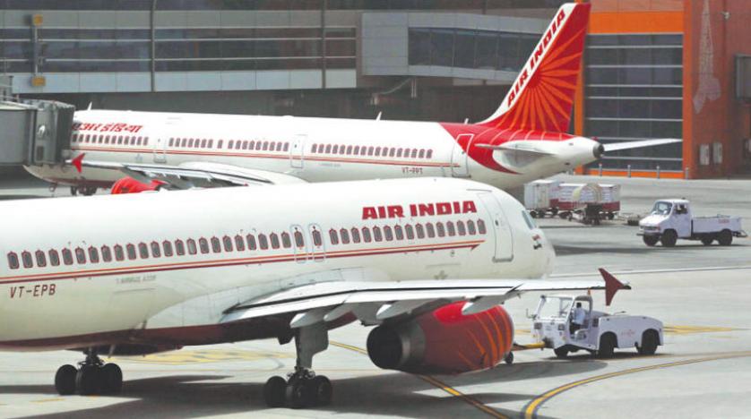 أول طائرة تجارية تهبط في «إسرائيل»