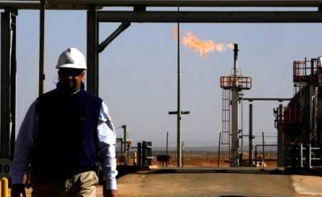 الحكومة تعتزم رفع إنتاجية حقل الريشه