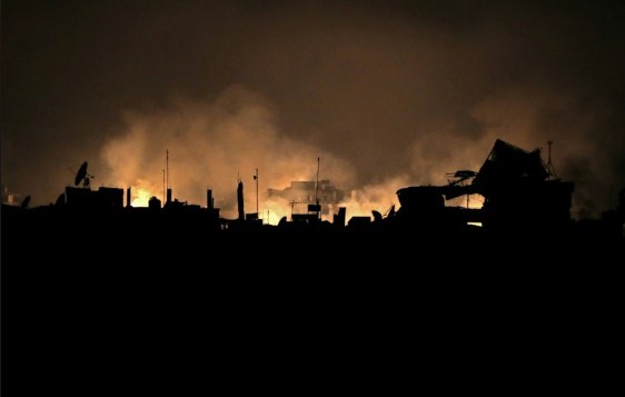 الاحتلال يقصف موقعا لكتائب القسام جنوب