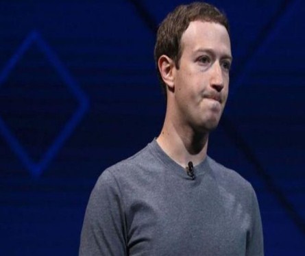 مؤسس فيسبوك يعتذر للبريطانيين بإعلانات في