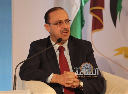 الحكومة تقر نظام الخدمة المدنية: أي