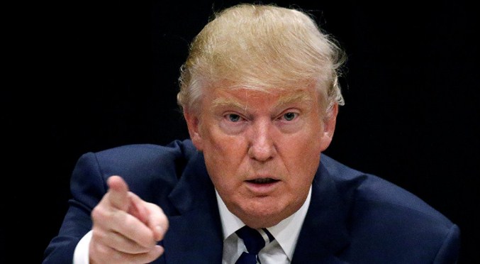 ترمب يمنع تحويل المساعدات للفلسطينيين