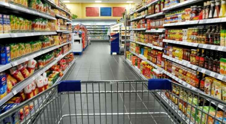 ’الاستهلاكية‘ تفتح اسواقها الجمعة