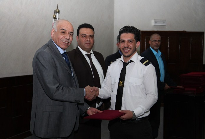 تخريج الفوج التاسع من طلبة اكاديمية