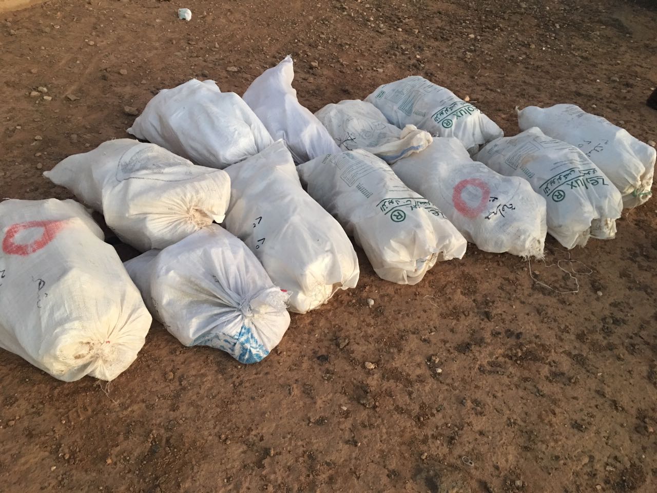 مداهمات في البادية الشمالية تضبط 2027