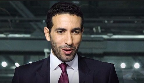 «أبو تريكة»يتريث في العودة إلى مصر