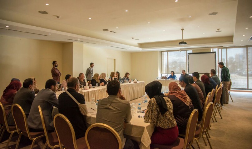 لطوف تلتقي «القادة المجتمعين»