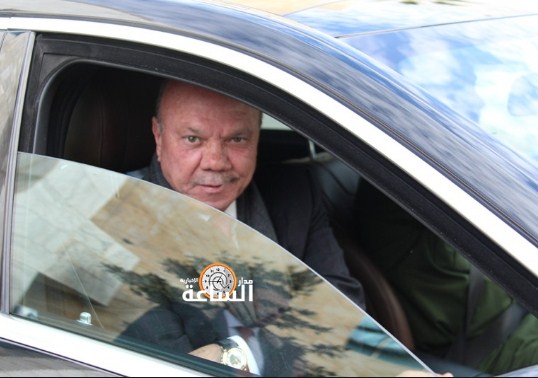 الفايز ينقل رسالة خطية من الملك