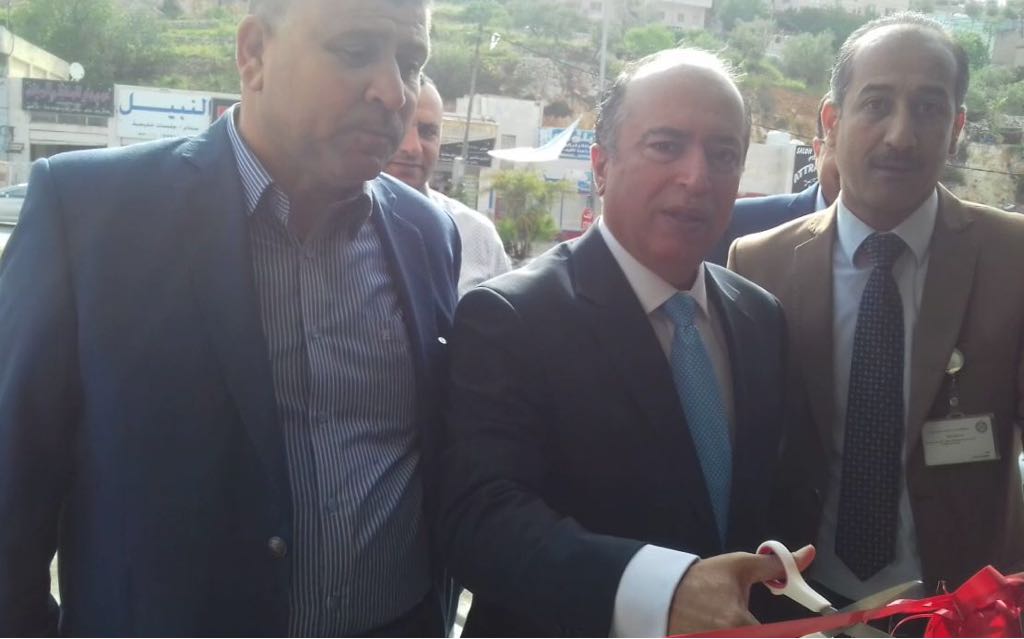 الشهوان يفتتح مكتب أحوال السلط (صور)