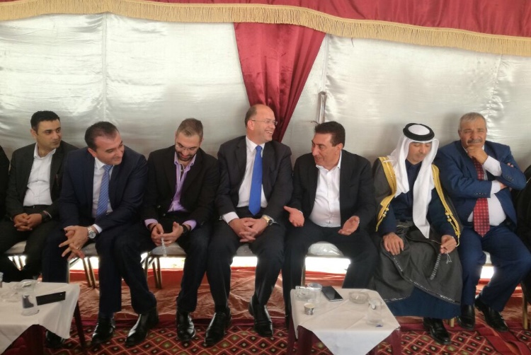 مستثمرون يتعهدون للطراونة بتشغيل أبناء الكرك