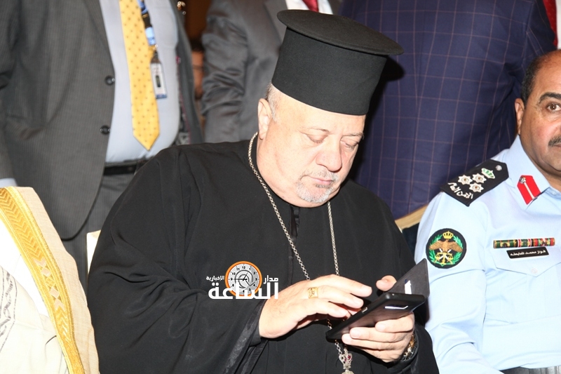 الاب نبيل حداد يهنئ بعيد الفصح