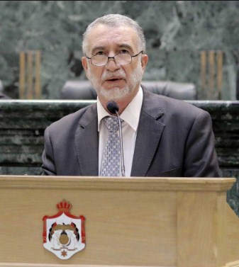 بلد 1740ات تقاضي النائب «الوحش» لاتهامها