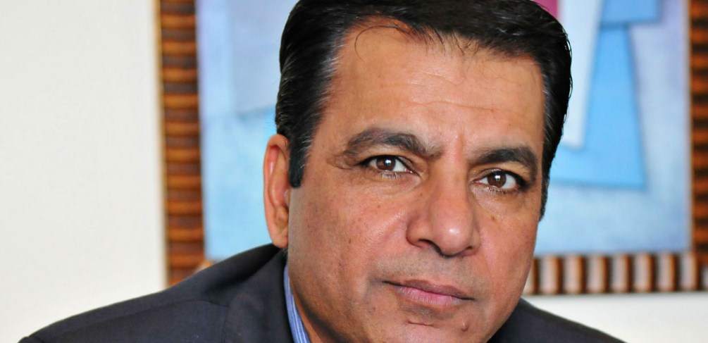 «بعد الحياة بخطوة» رواية جديدة للكاتب