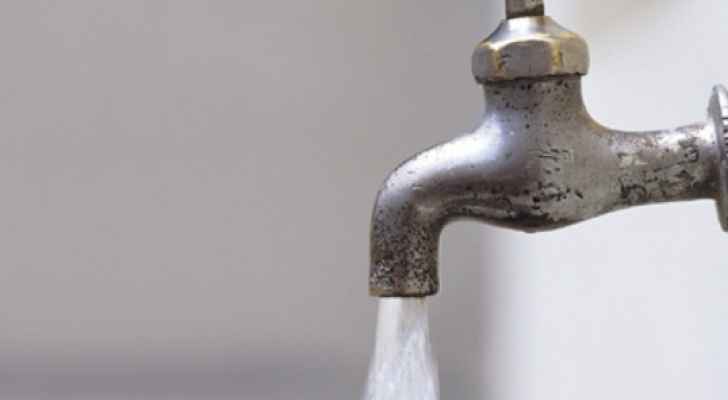 الغزاوي يعد بحل مشكلة انقطاع المياه