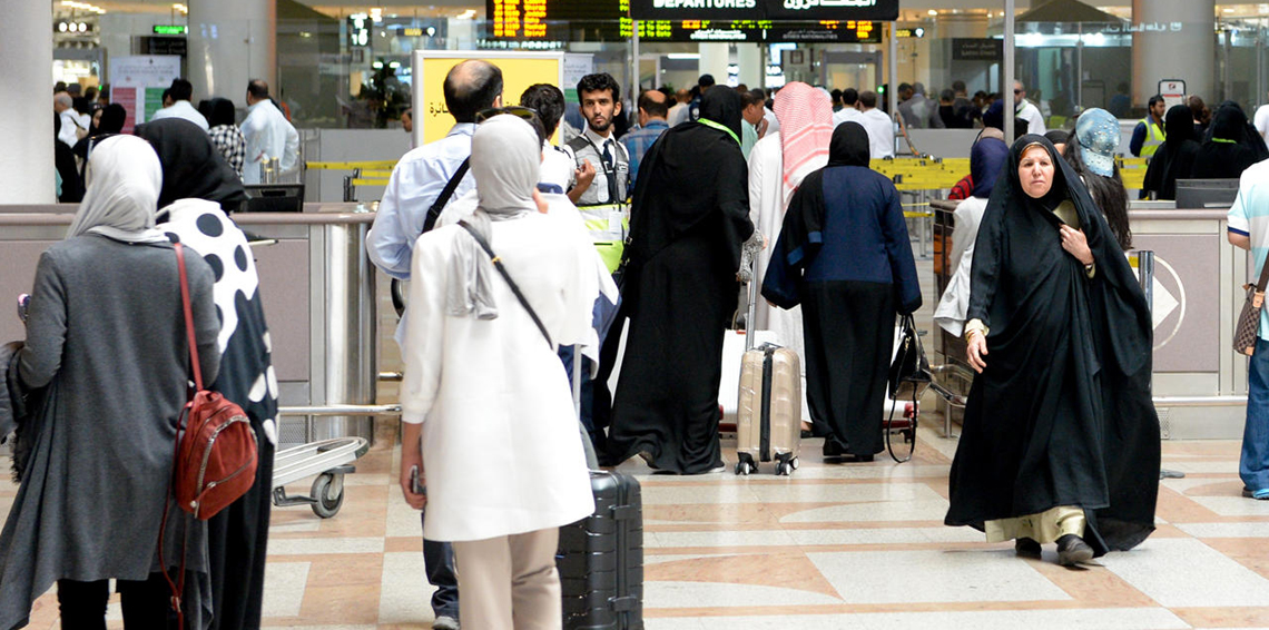 أردنية تهدد بالانتحار أمام مطار الكويت