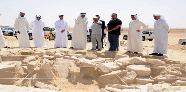 الكويت تطمر الآثار تحت الرمال بسبب