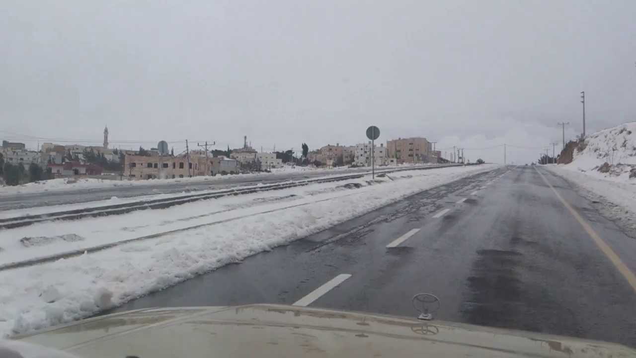 جميع الطرق النافذة بالكرك سالكة بحذر