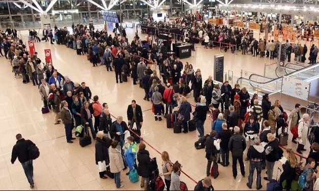 المانيا تلغي مئات الرحلات الجوية بسبب