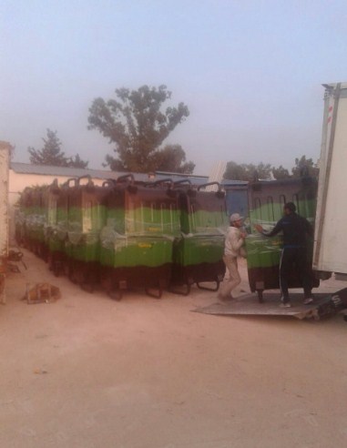 وزارة البيئة تباشر في توزيع الحاويات