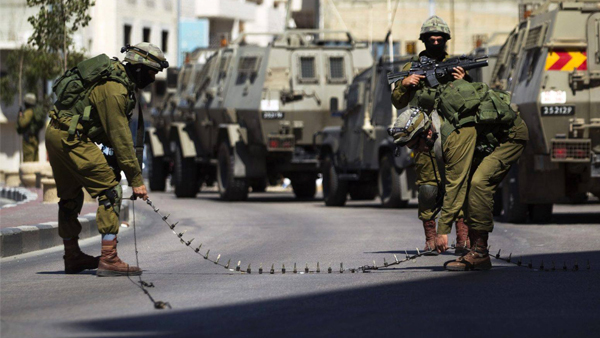 الاحتلال يمنع وزيرا أردنيا سابقا من