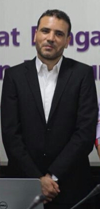 الدكتور زيد جرادات.. مبروك الدكتوراه