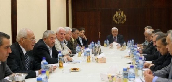 السلطة الفلسطينية تهدد بخطوات غير مسبوقة