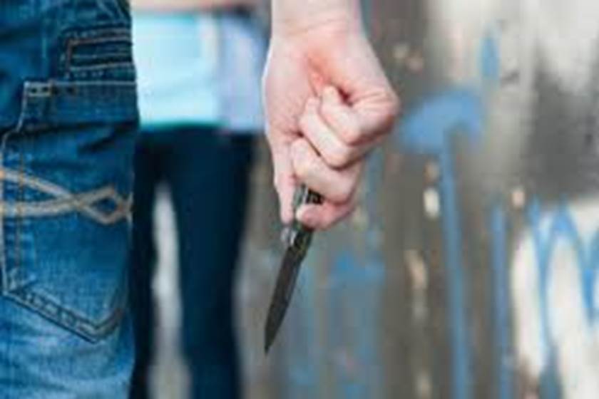 اربد .. شاب يطعن آخر بسبب