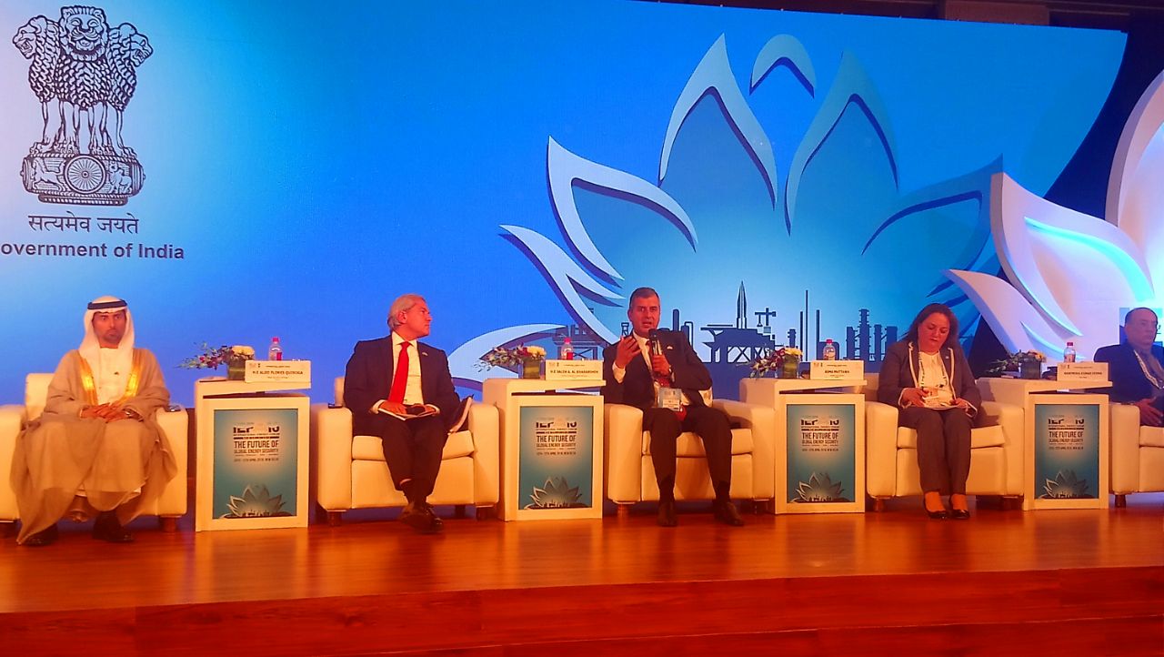 الخرابشة: غالبية مشاريع الطاقة المتجددة في