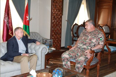 فريحات يستقبل مدير وكالة الاستخبارات الدفاعية