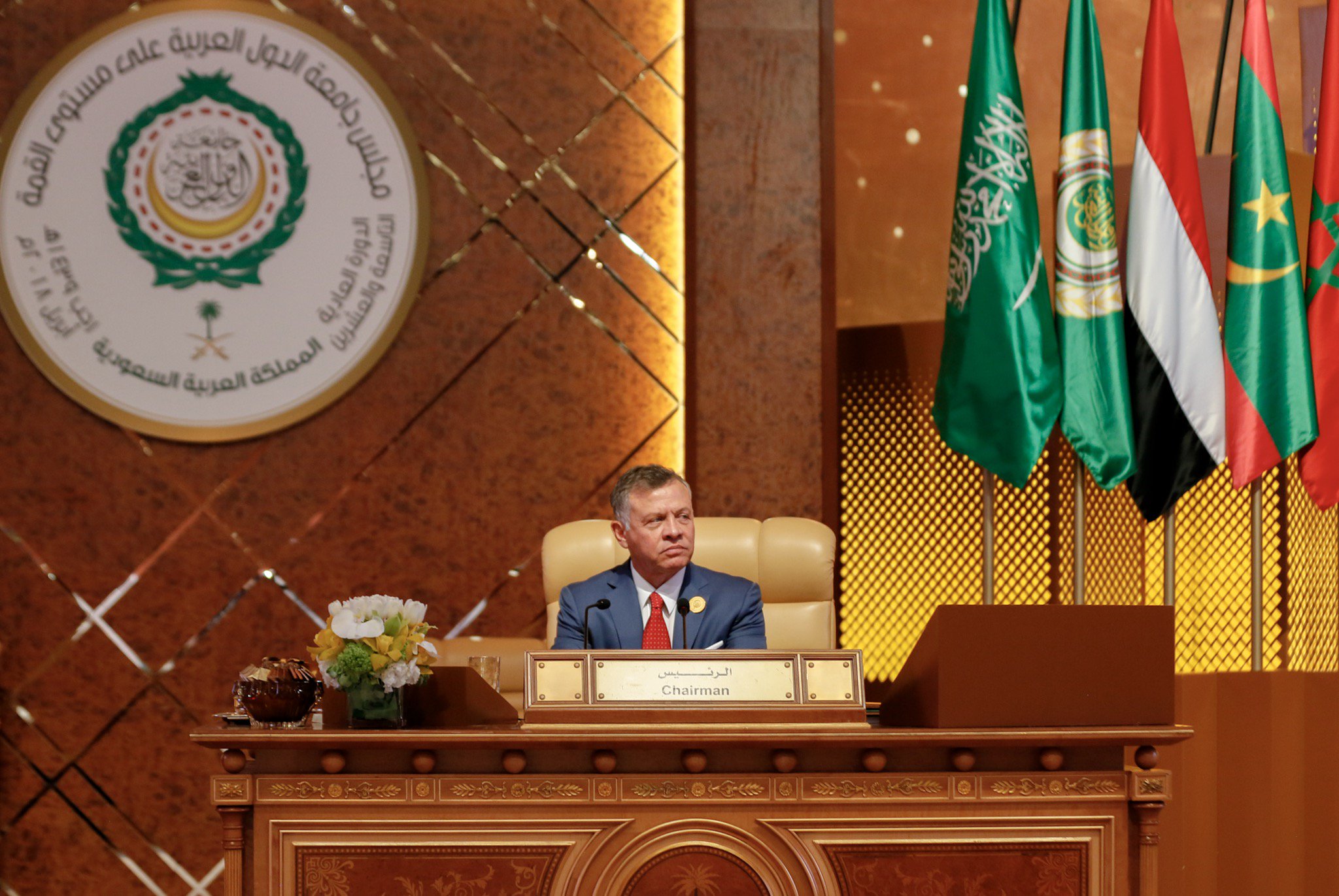 الملك أمام القمة العربية: الوصاية الهاشمية