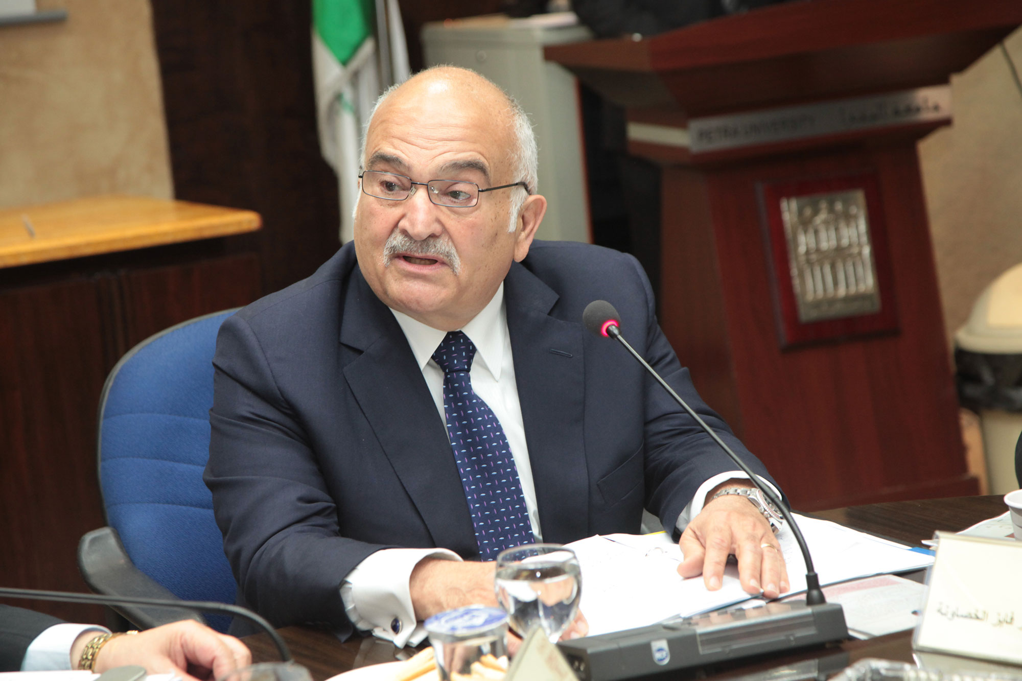 الأمير حسن: رأس المال البشري أهم