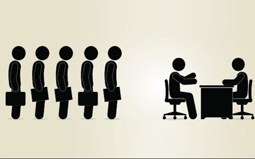 العمل والتطبيقية ينظمان يوما وظيفيا