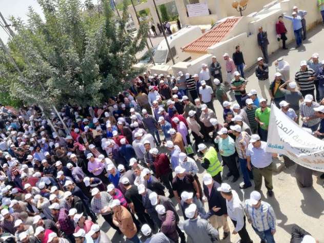 المعلمون يعتصمون أمام «ديوان الخدمة المدنية»