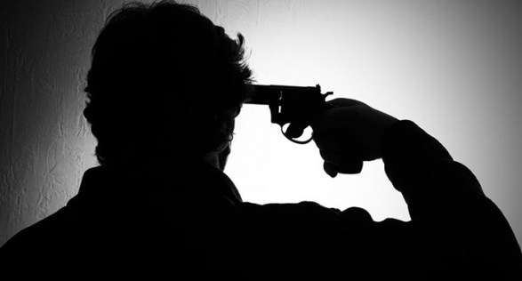 شبهة انتحار خمسيني على جسر مشاة