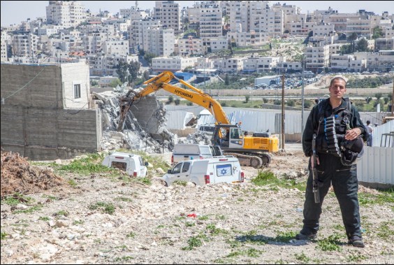 الاحتلال يهدم قرية العراقيب بالنقب للمرة