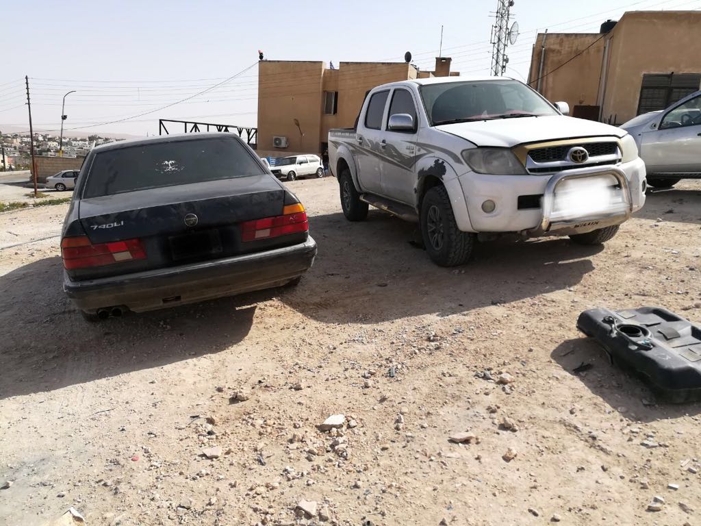 ضبط 4 أشخاص متهمين بالسرقة وتجارة