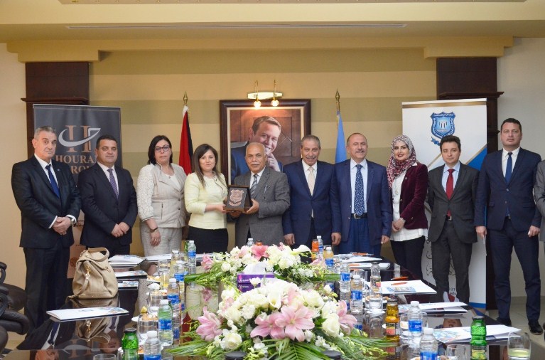 وفد برلماني بلغاري يزور جامعة عمان