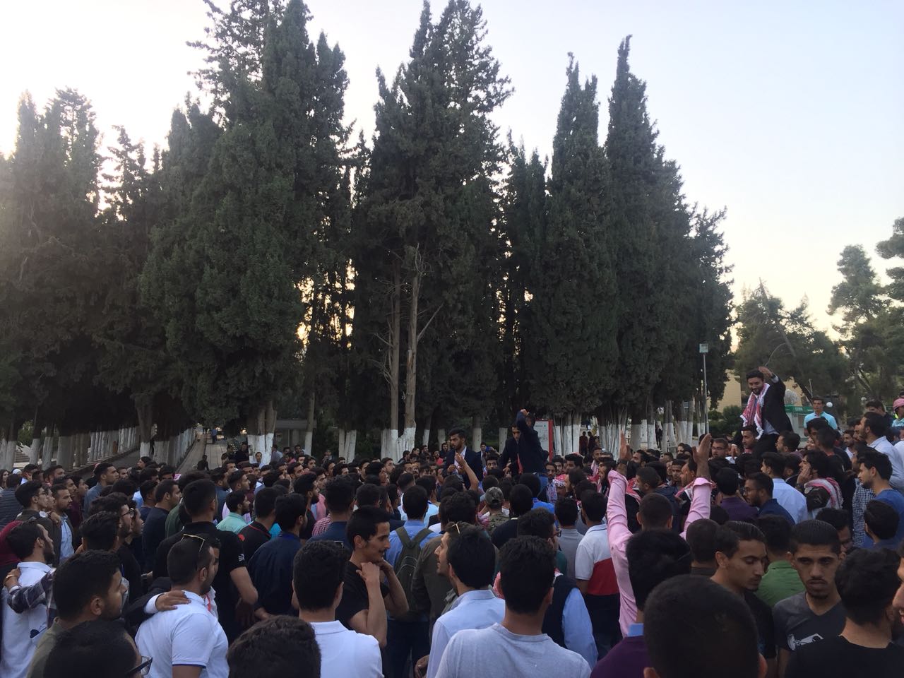 «النشامى» يكتسحون انتخابات اتحاد طلبة الجامعة