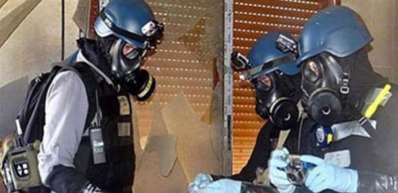 خبراء الأسلحة الكيماوية جمعوا عينات من