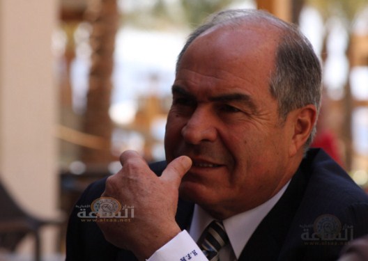 الملقي يؤكد على اعتماد بطاقات الاقامة