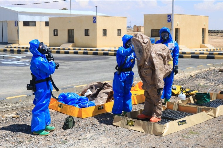 تمارين للتعامل مع العوامل البيولوجية والمواد