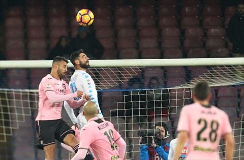 شاهدوا.. نابولي ينتزع نقطة التعادل من