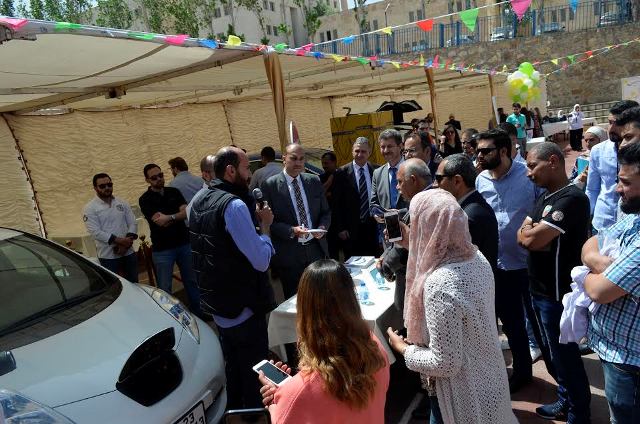 عمان الأهلية تطلق حملة (مشوارك حسابه